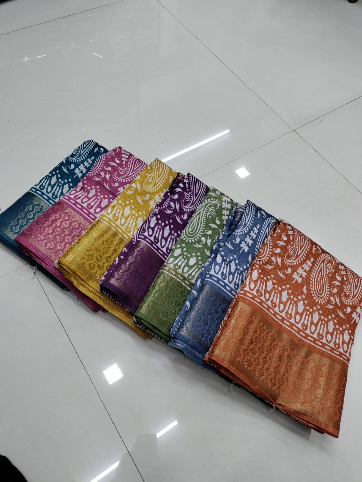 KGM Batik Cotton Silk Printed Non Catalog Sarees